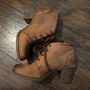 Gently used Clarks booties brown.
